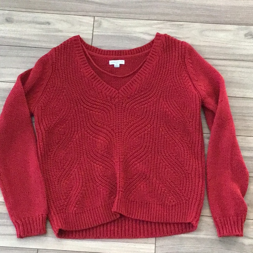 Jacqueline de Yong red sweater V
